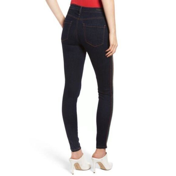 BLANK NYC Dark Wash Skinny Jeans! - Picture 2 of 8